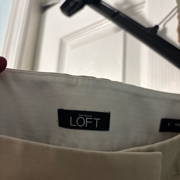 Ann Taylor Loft Cream Trousers - Picture 3 of 5